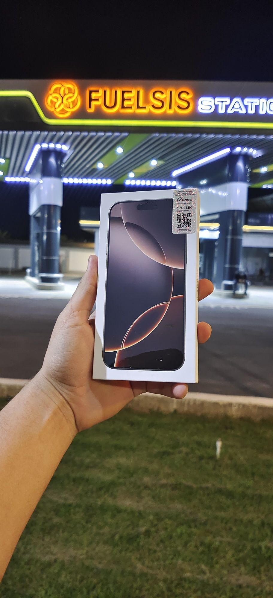 iPhone 16 pro max desert titanium 256Gb