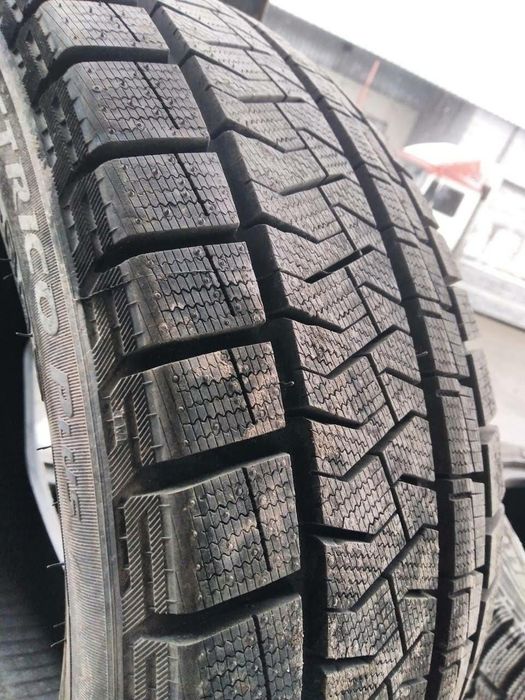Зимние шины в ассортименте 205/50/16