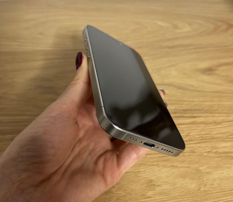 iPhone 15 PRO 256 GB