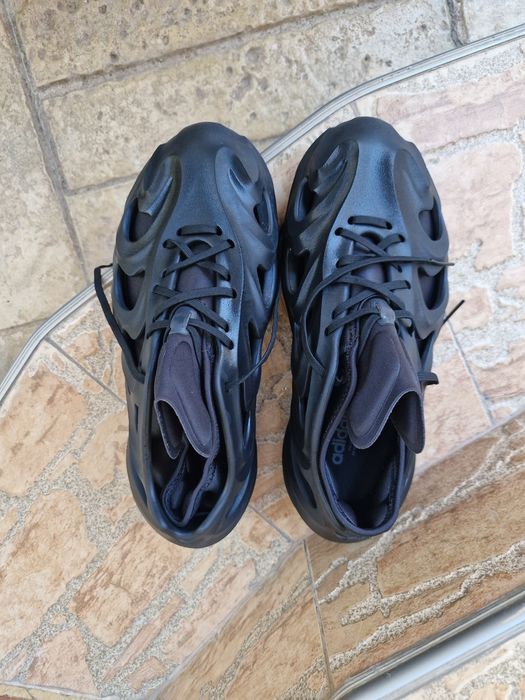 Adidasi adidas adifom q