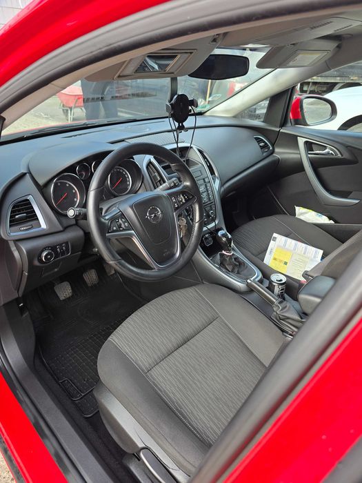 Opel Astra J 1.7 cdti