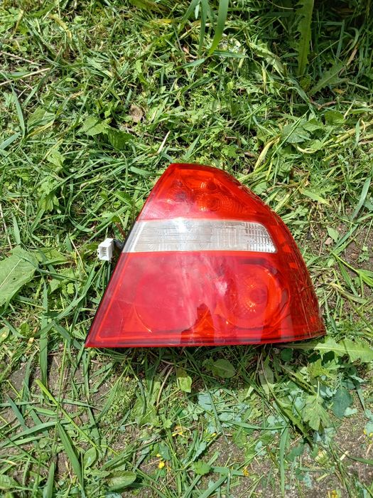 Продам задние правые стоп фары шевроле нексия равон 3