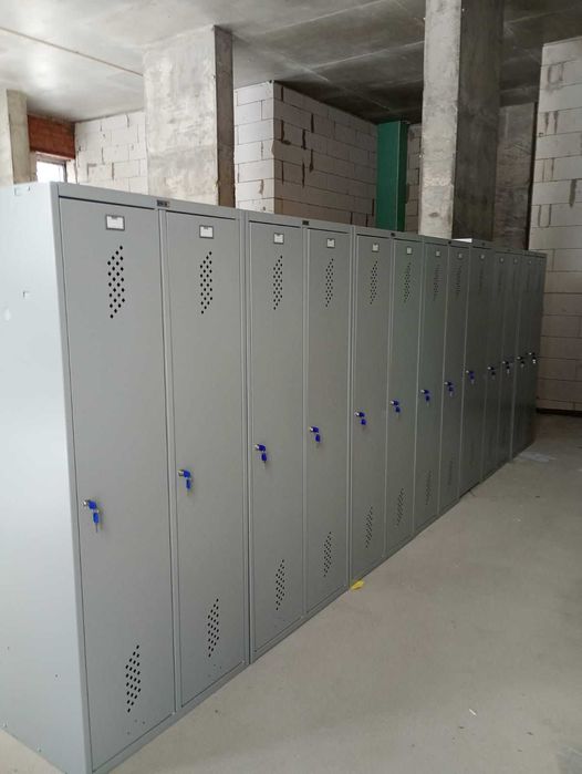 Шкафы для раздевалок, сумочницы