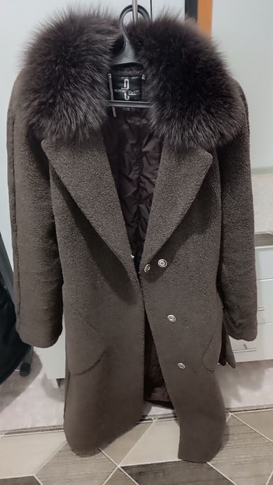 Продам пальто зимнее