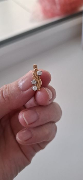 Продам золотые серёжки