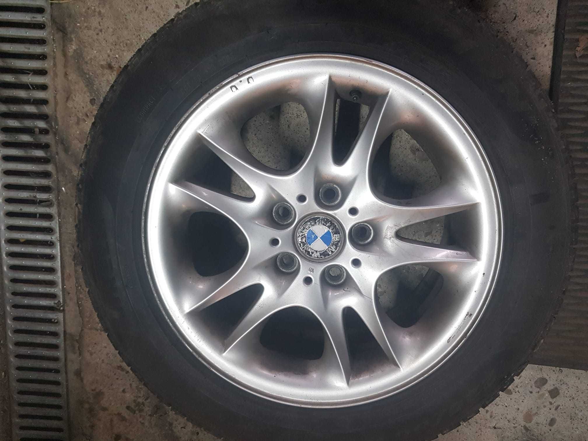 Jante aliaj BMW cu anvelope Pirelli