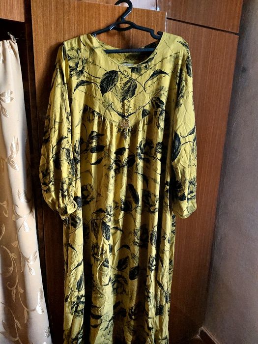 Модное, нарядное, штапельное платье