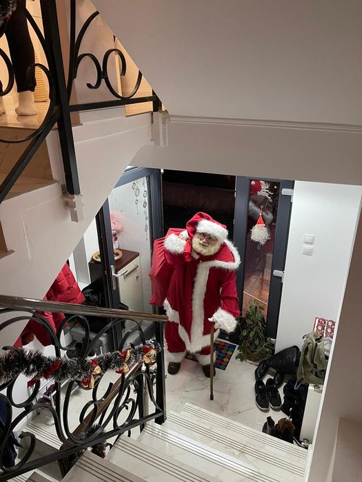 Mos Craciun de inchiriat actor - barba naturala - experienta