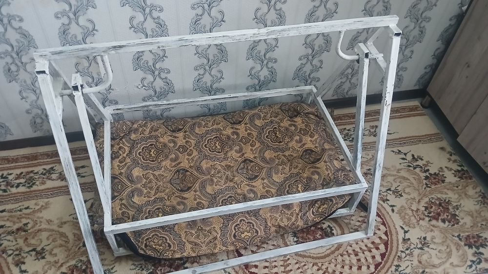 Belanchak sotiladi. Profildan yasalgan podshibnikli.