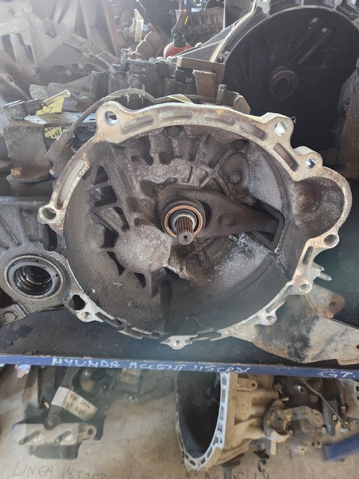 Vând cutie viteză manuală, hyundai accent  motorina 1.5 crdi