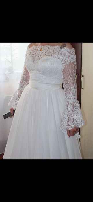 Rochie mireasa deosebita, mărimea 44