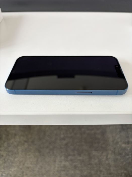 Предлагам iPhone 13