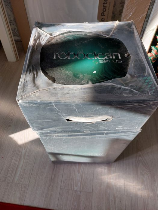 Продам пылесос моющи Roboclean(splus)