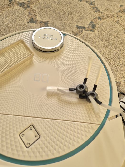 Продам Робот пылесос