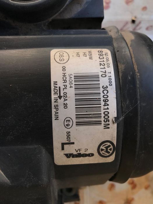 Faruri Volkswagen Passat B6 fabricatie 2006-2010