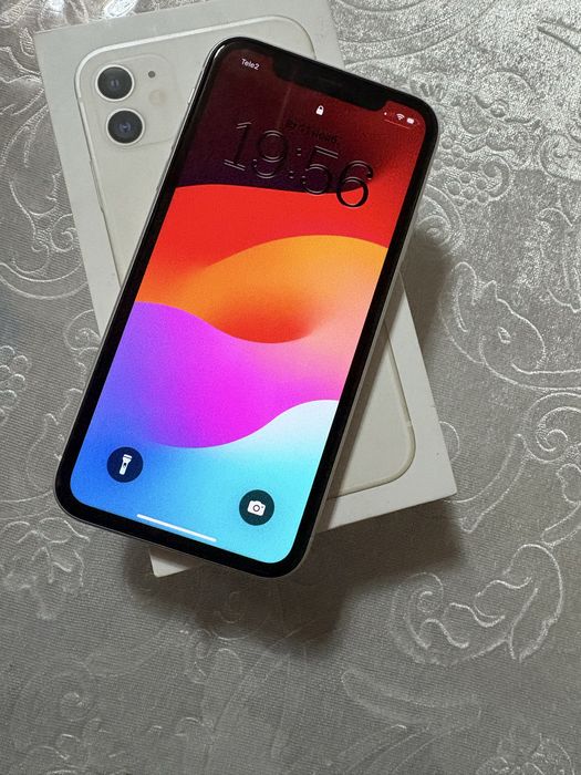 iPhone 11 с гарантией