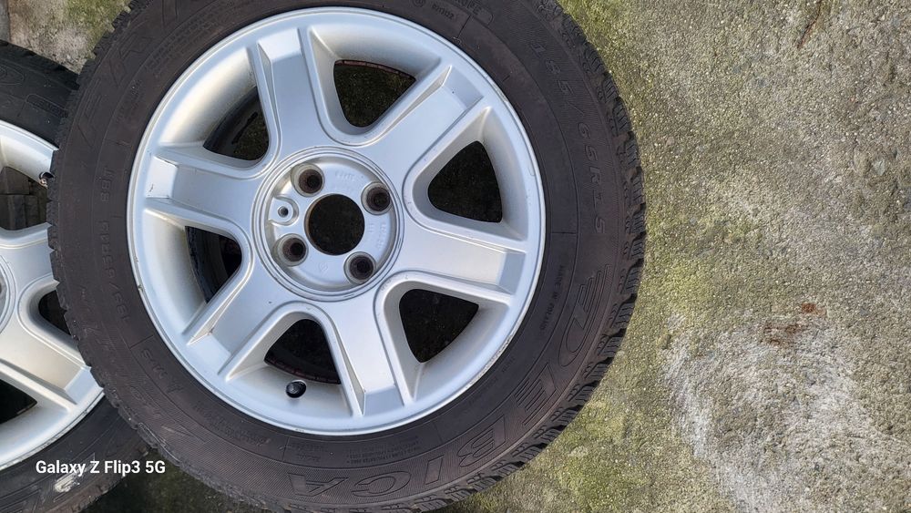 Vând jante aluminiu