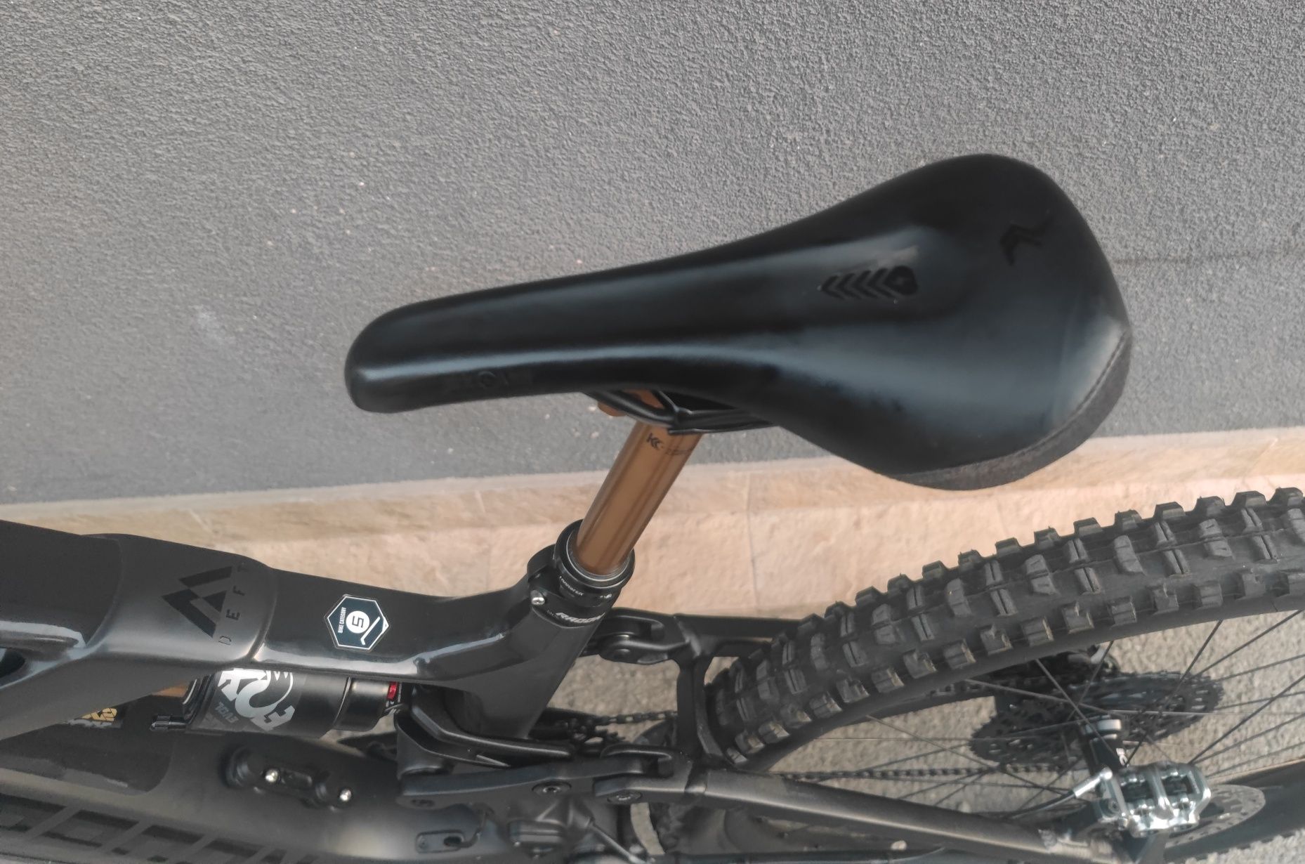 Карбонов Електрически Велосипед  Radon Full Fox Kashima Bosch CX 750Wh
