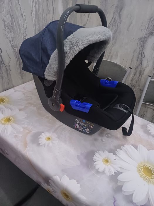 Продаётся фирменный авто люлька