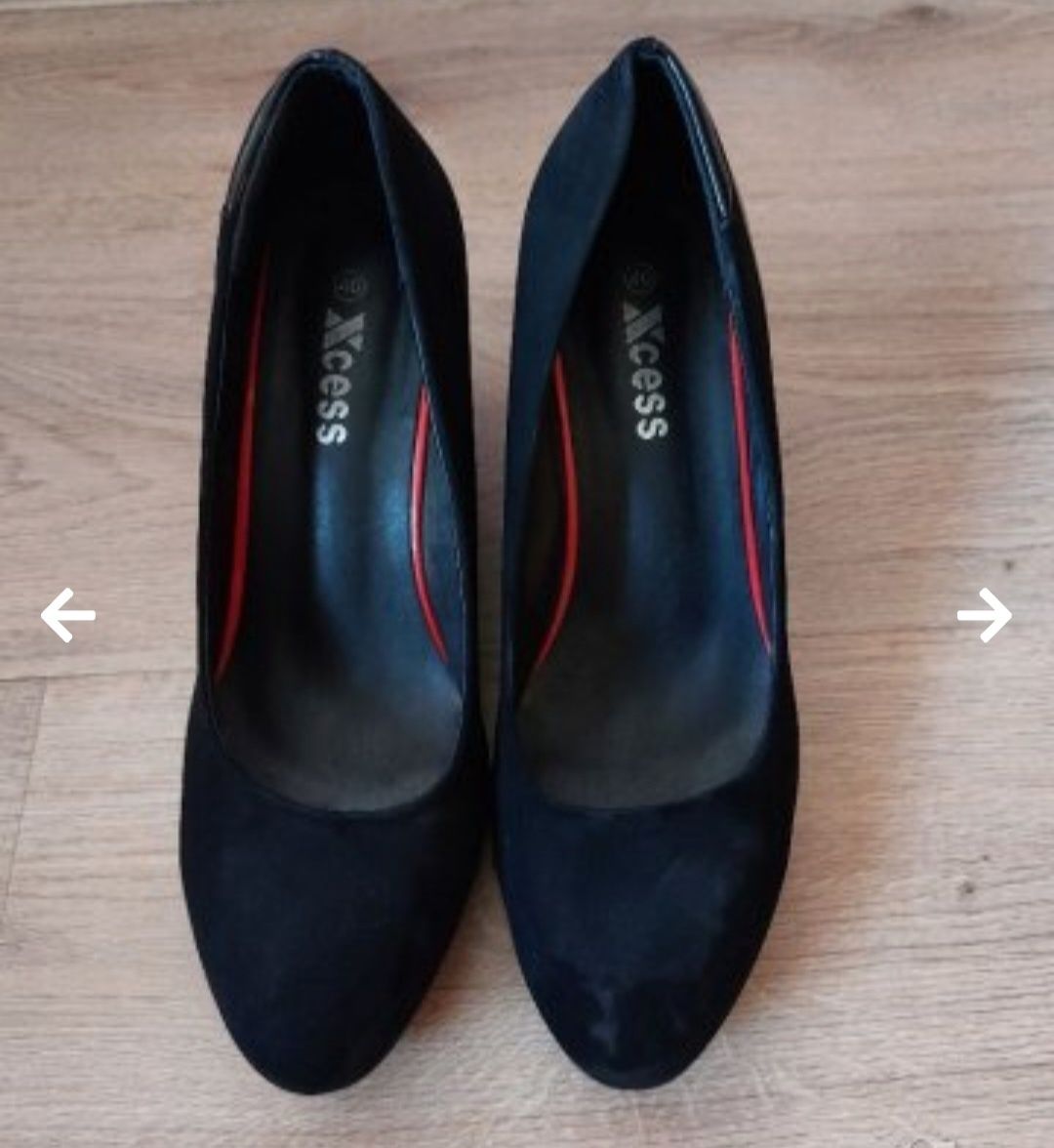 Черни дамски обувки на платформа