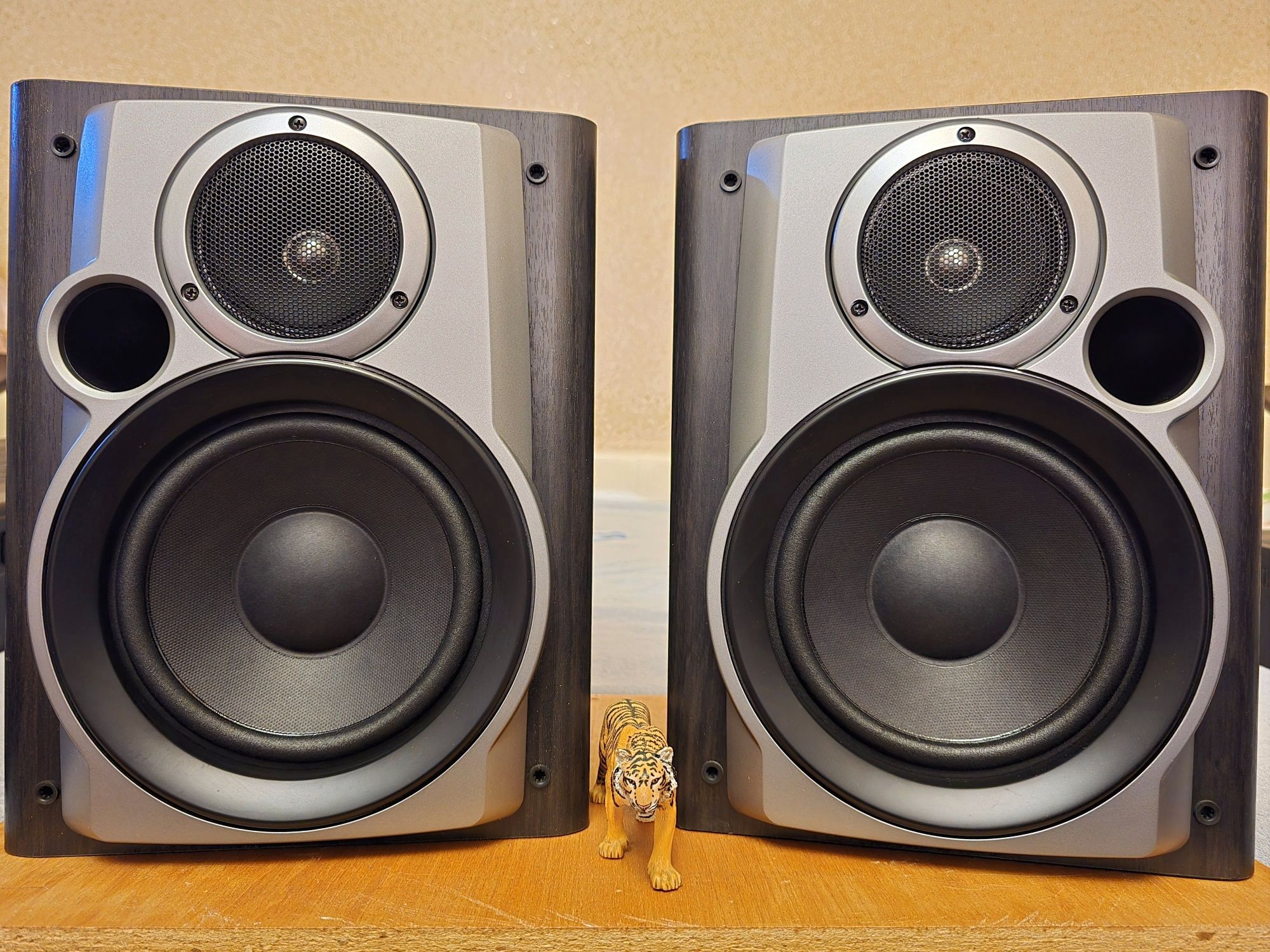 Aiwa SX-NAV85. Boxe raft de calibru. Bass-uri de 17 cm. Preț fix !