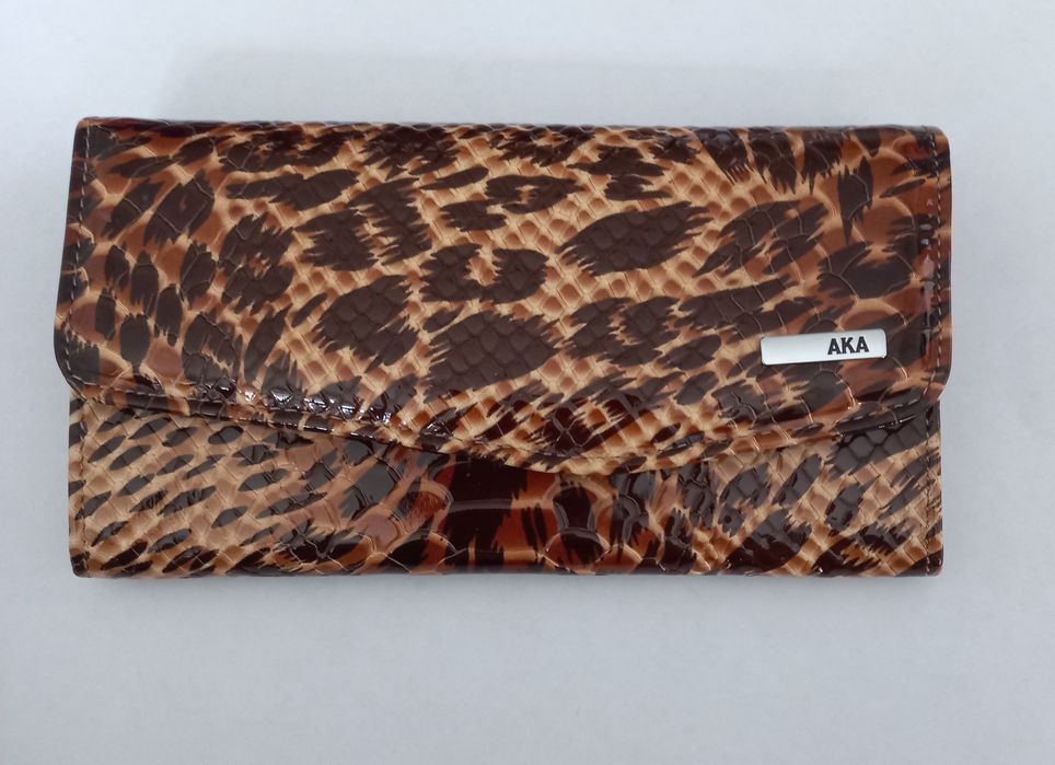 Портмоне  из натуральной кожи