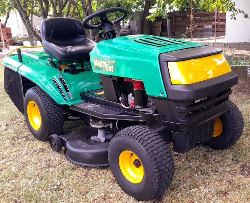 Tractoras tuns iarba MTD MASTERCUT Briggs&Stratton 15,5HP 92cm 5TREPTE
