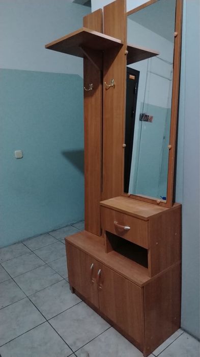 Продам небольшую прихожую