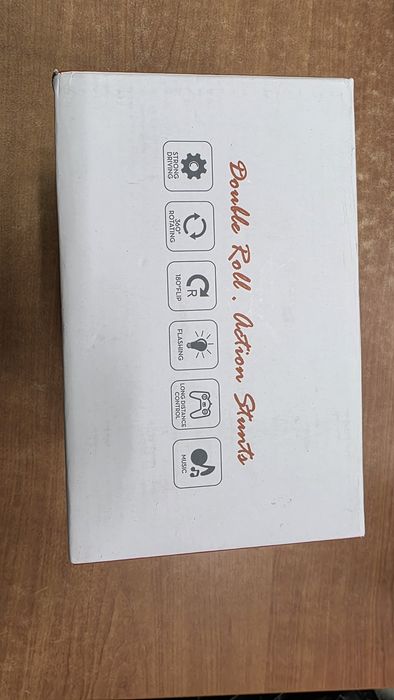 Selvim Каскадьорска кола с дистанционно управление, 360° въртене, упра