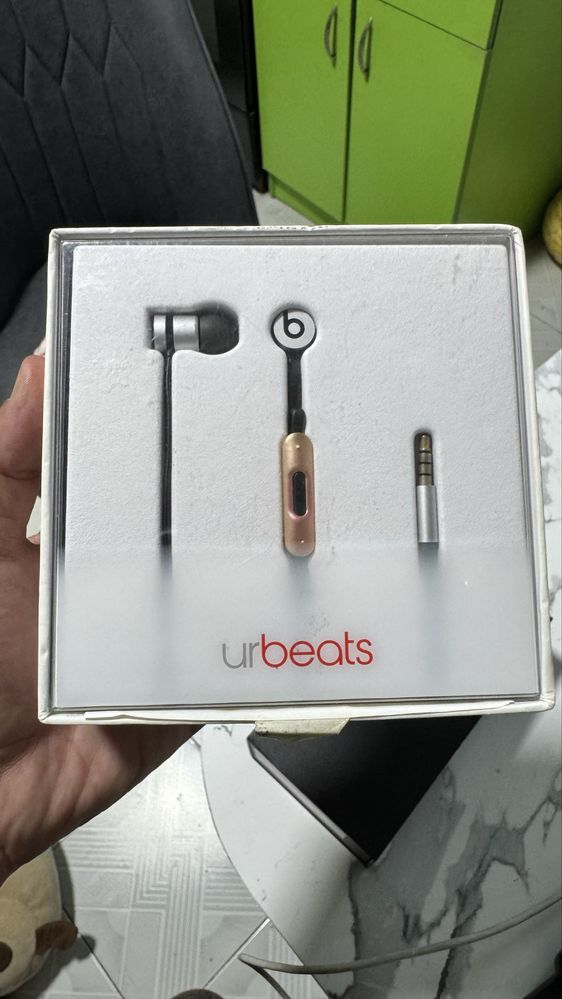 Продам наушники urbeats