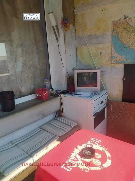 тристаен панорамен до Катедралата