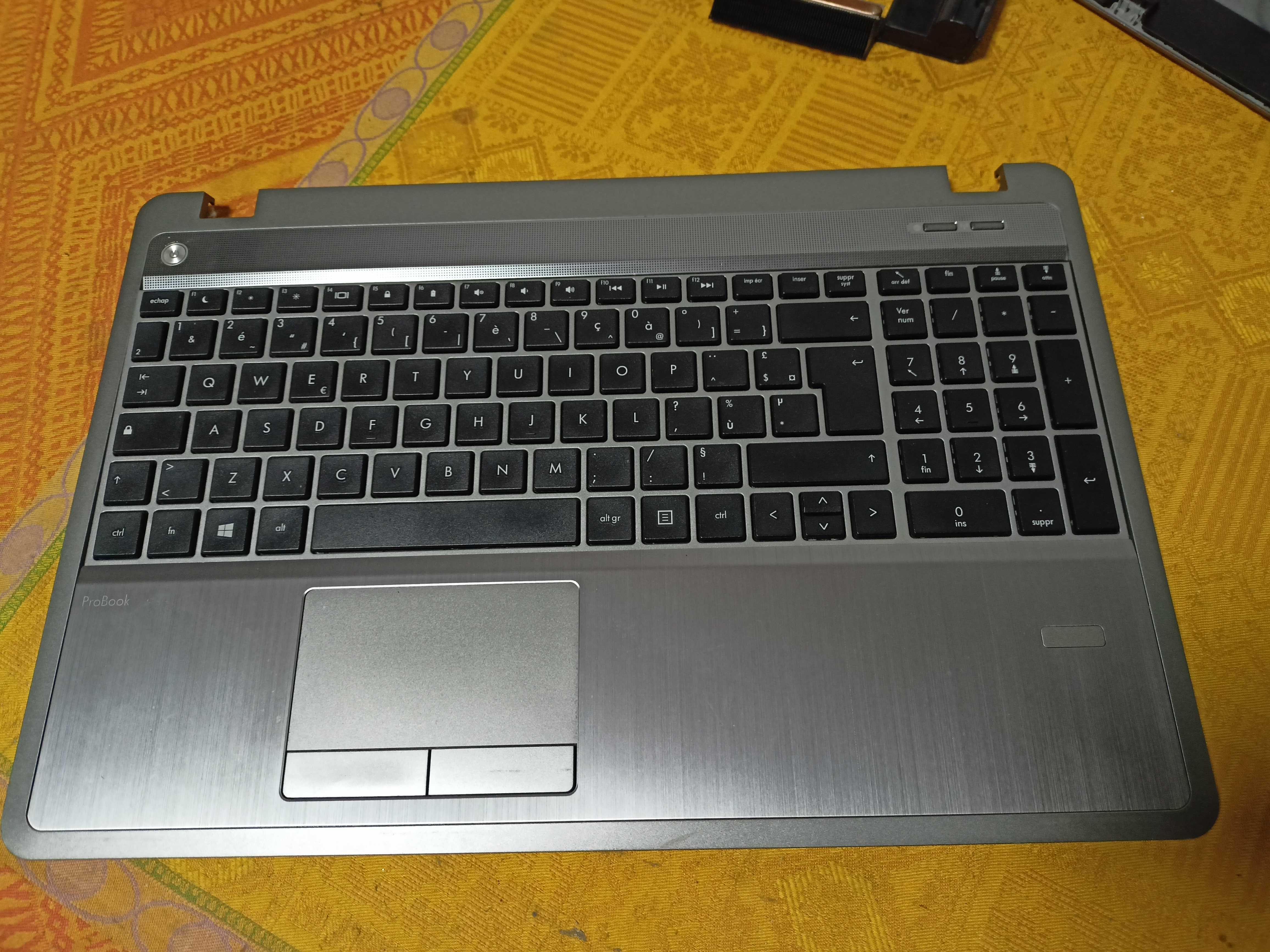 Dezmembrez HP ProBook 4540S - PretMic