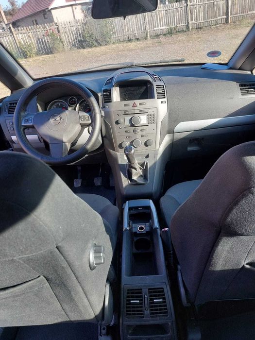 OPEL Zafira B 7 locuri 08.2006 1.9CDTi 120 CP E4 6 trepte AC Navi