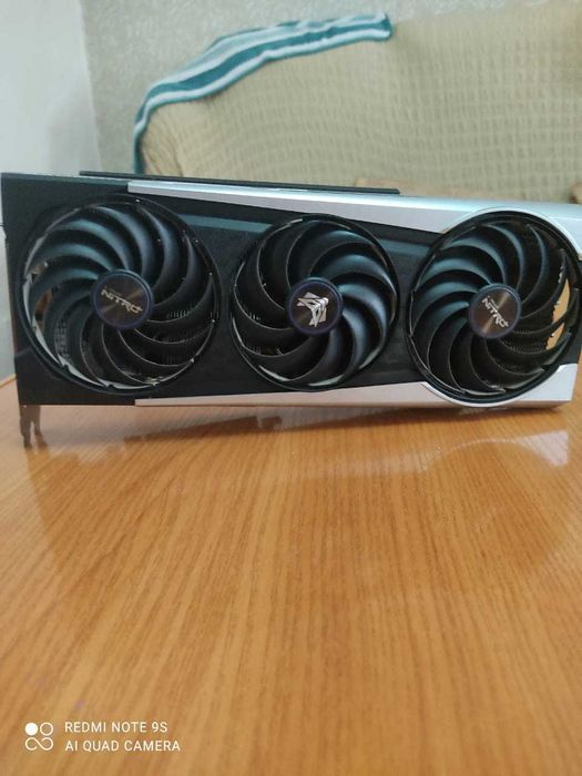 Видеокарта RADEON Saphire rx 6800