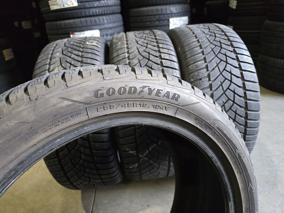 255/45/19 GOODYEAR 4бр
