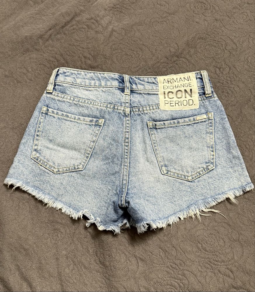 Къси панталонки Armani , Zara , Mayoral и Guess
