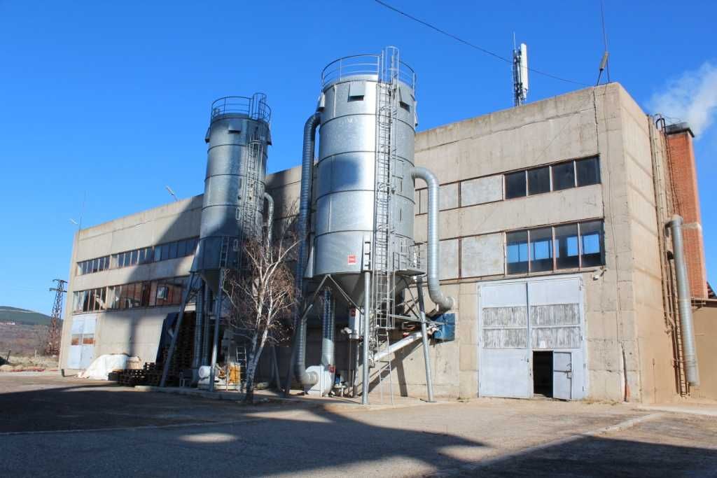 Продава се Промишлена сграда в с. Елшица, Област Пазарджик - 1000 кв.м за 150 €/кв.м - Снимка #3