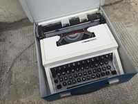 Vand masina de scris Olivetti Dora