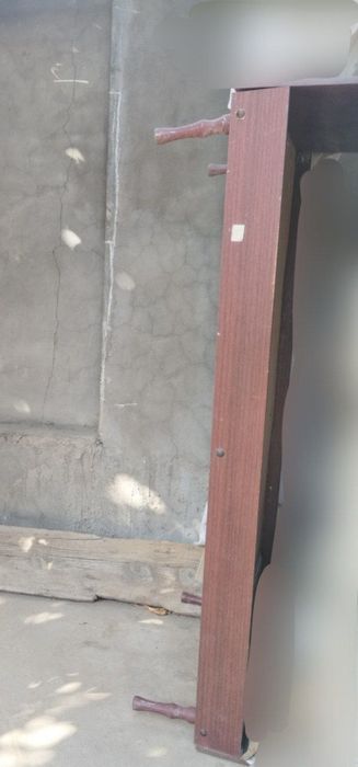 Кровать очень прочный