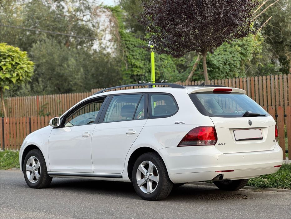 VW Golf 6 - 1.6 Diesel - Combi - Euro5 - Navigatie / Klimatronic