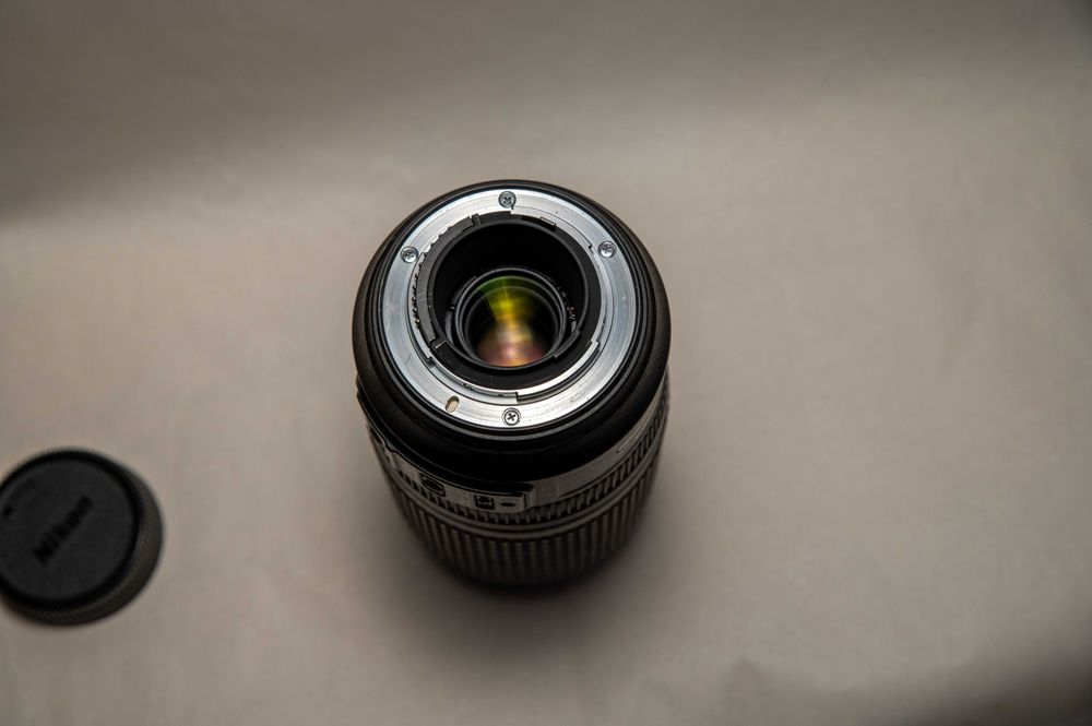 Обективи Nikkor AF-S 70-300mm f4.5-5.6 ED VR и 50mm f1.8D