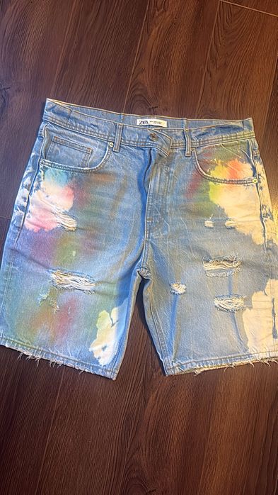 Blugi    Zara