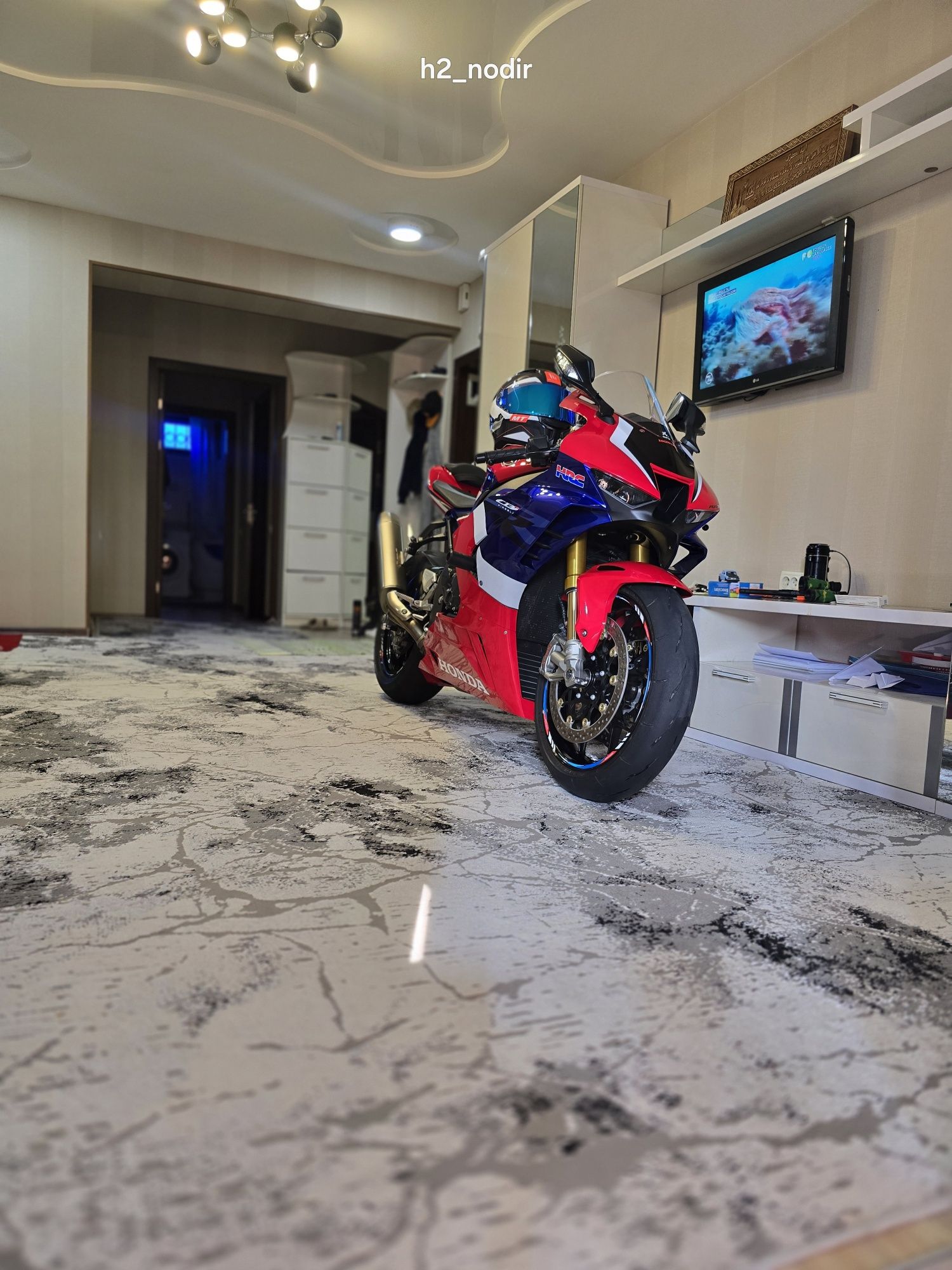 Сотилади Honda cbr1000rr-r fireblade sp 2020