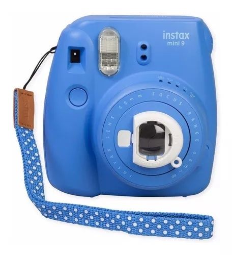 Новый Instax mini 9 (фотокамера моментальной печати)