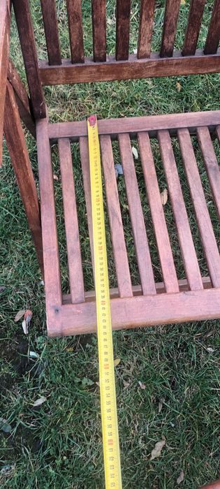 Set Masă cu 6 scaune din lemn