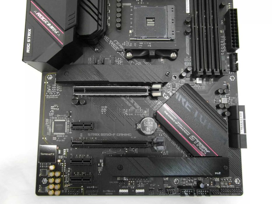 Комплект ASUS ROG Strix B550-F +  RYZEN 7 5700X 8-Core  4.6 GHz AM4