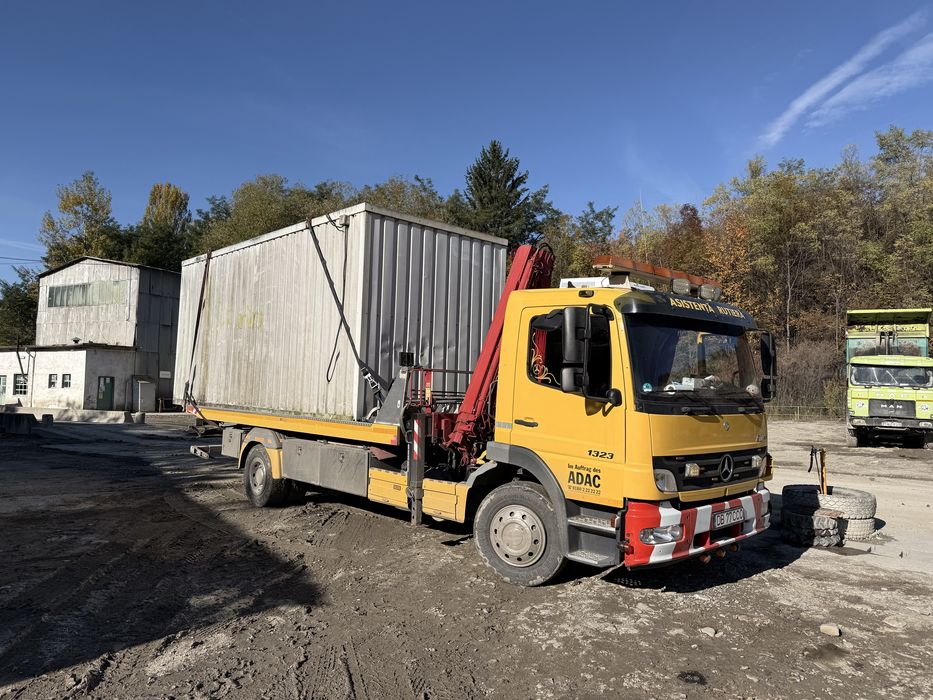 Mercedes Atego 1323autoplatforma  macara furca platou