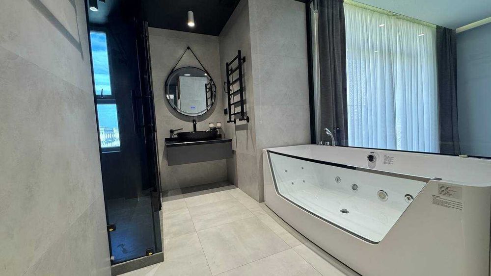 Сдается просторная квартира в новом ЖК NRG Mirzo-Ulugbek!