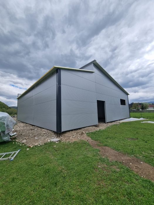 Vand hala metalica demontabila pe suruburi