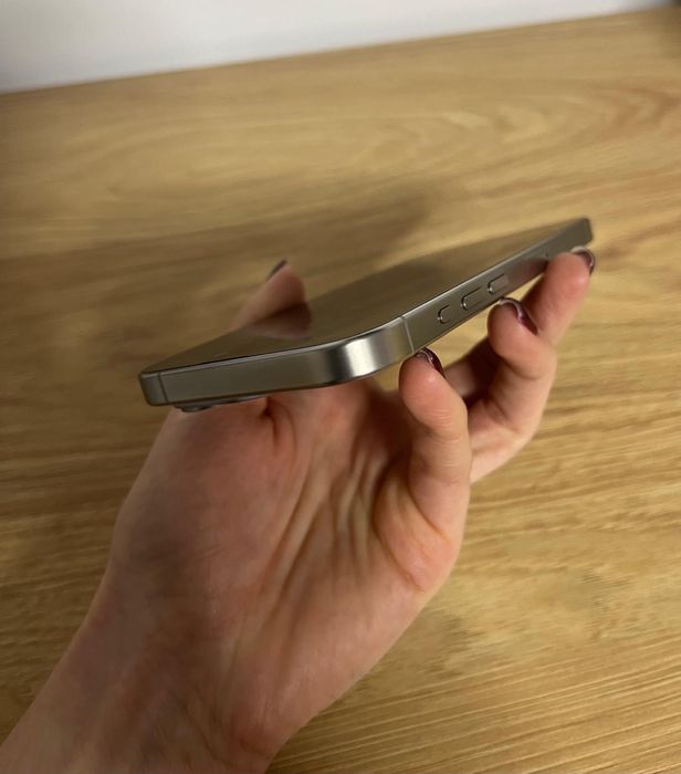 iPhone 15 PRO 256 GB